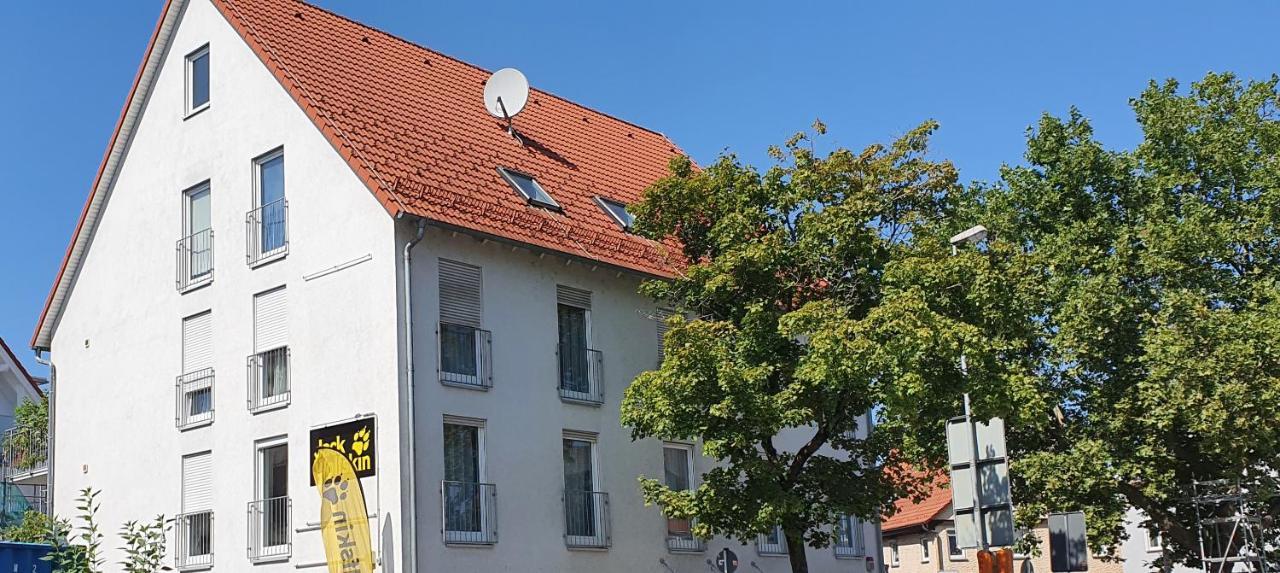 Outletcity Ferienwohnung 2 Metzingen  Dış mekan fotoğraf